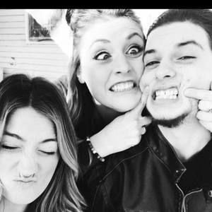 Meet your Posher, Nikki